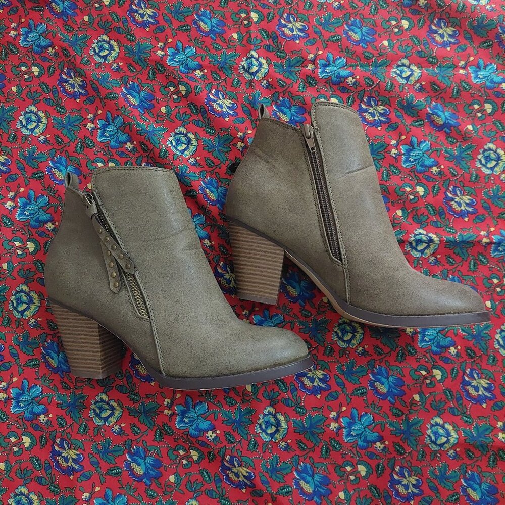 Booties - Picture 2 of 4